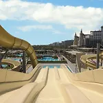 أسكا لارا ريزورت آند سبا