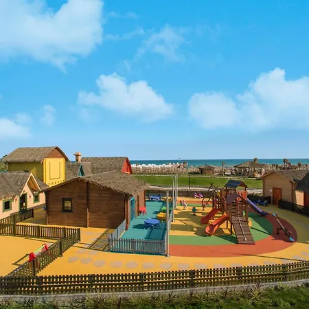 Aska Lara & מלון 5*