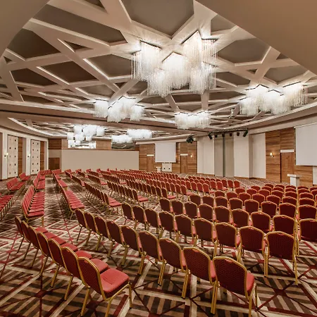 Aska Lara & מלון אנטליה