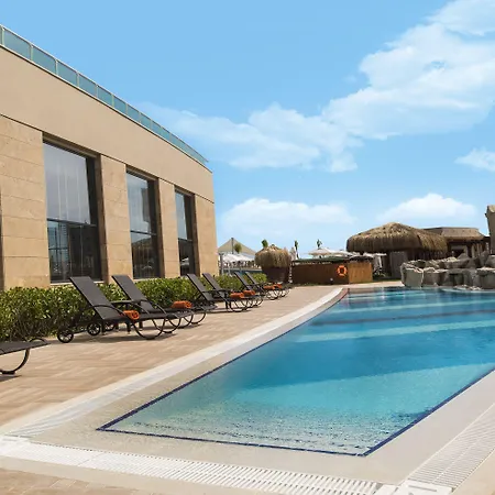 Aska Lara & אנטליה