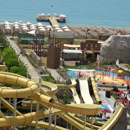 מלון Aska Lara &