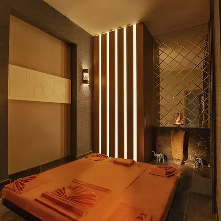 Aska Lara & מלון אנטליה