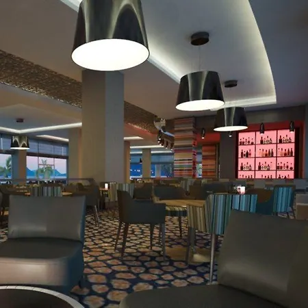 Aska Lara & Hotel 5*