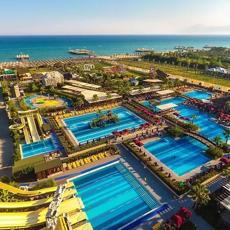 Aska Lara & Antalya